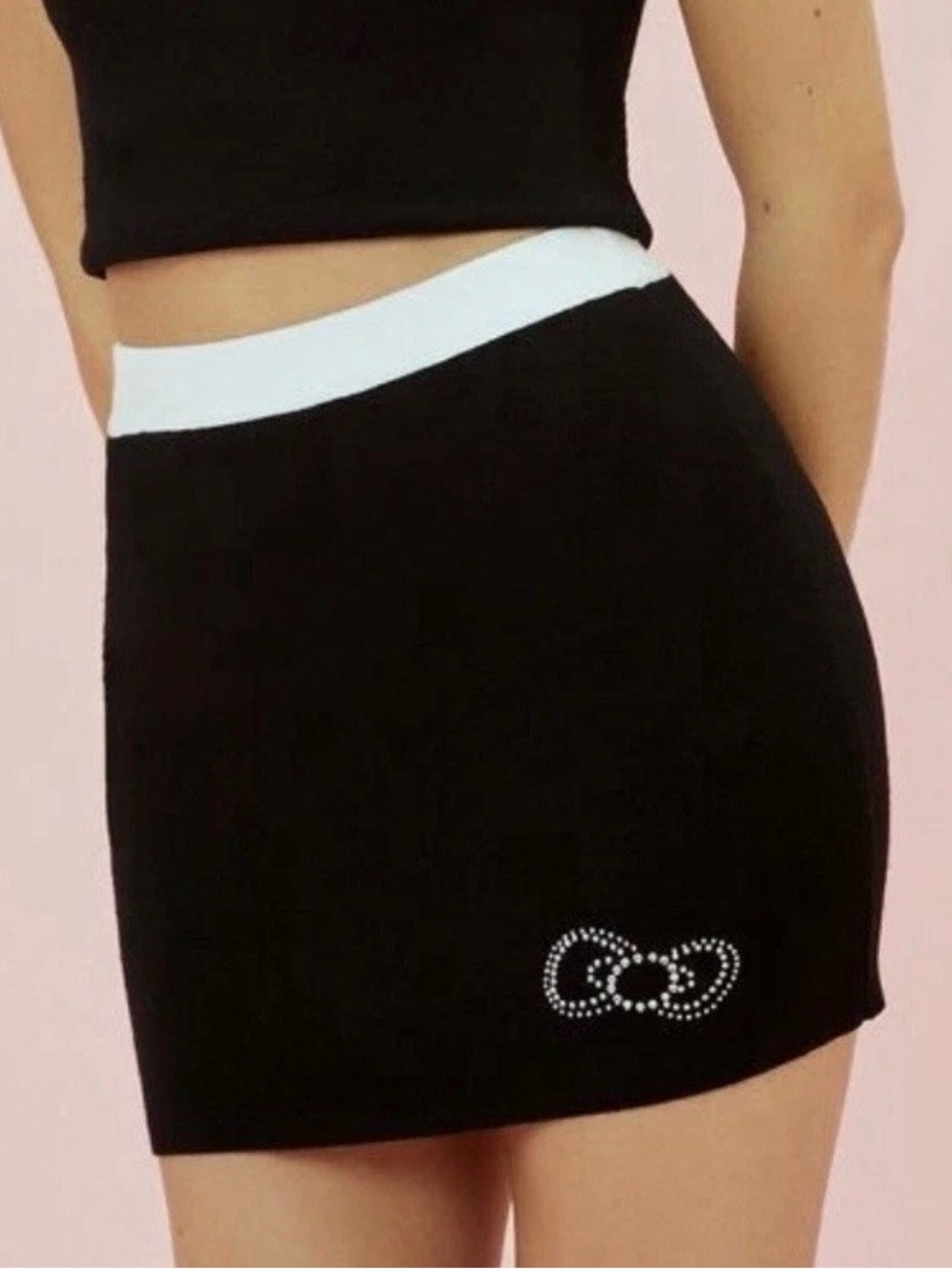 Hello Kitty Rhinestone Bow Black Knit Skirt Forever 21 Kawaii Size Small NWT